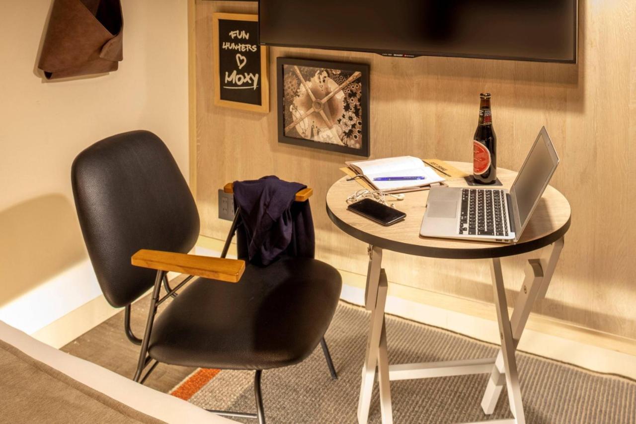 Moxy Honmachi By Marriott Ōsaka